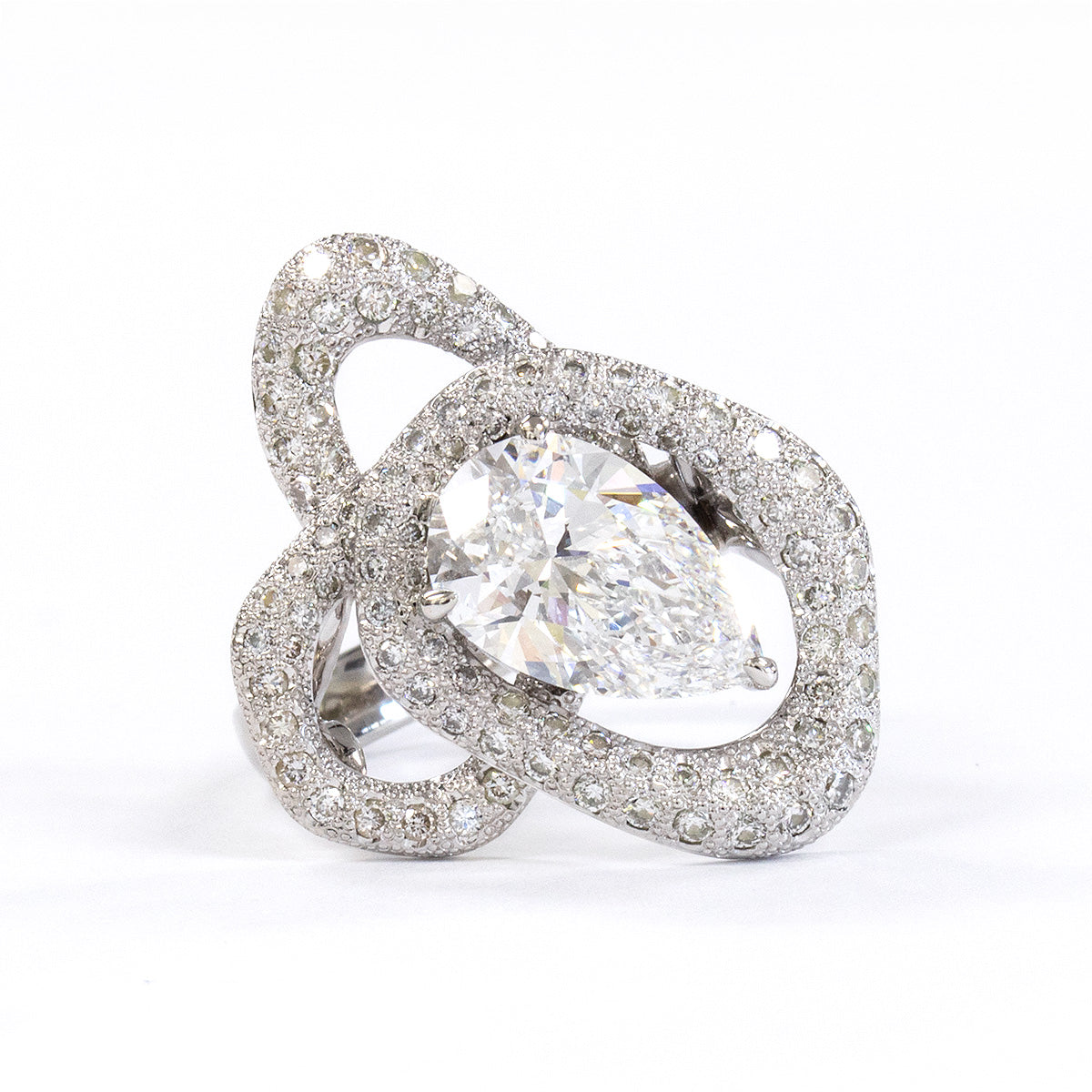 Amoibe × Pear Shape Cut 3.0ct – YON (ヨン）| 公式オンラインサイト