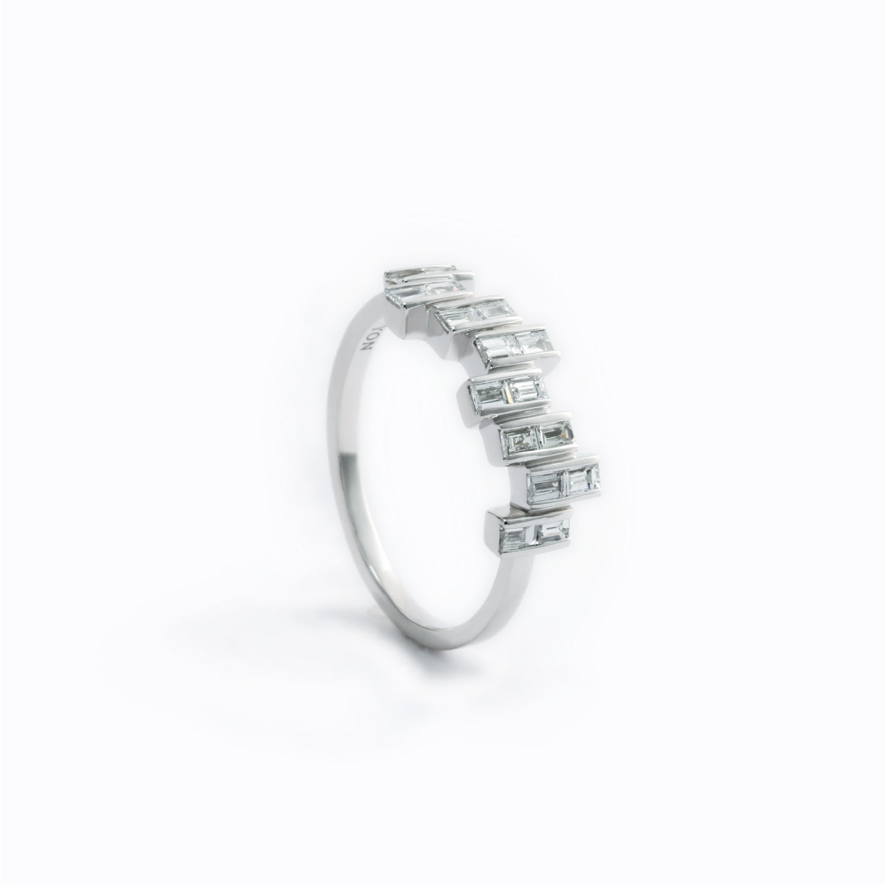 Essence Baguette Ring T – YON (ヨン）| 公式オンラインサイト