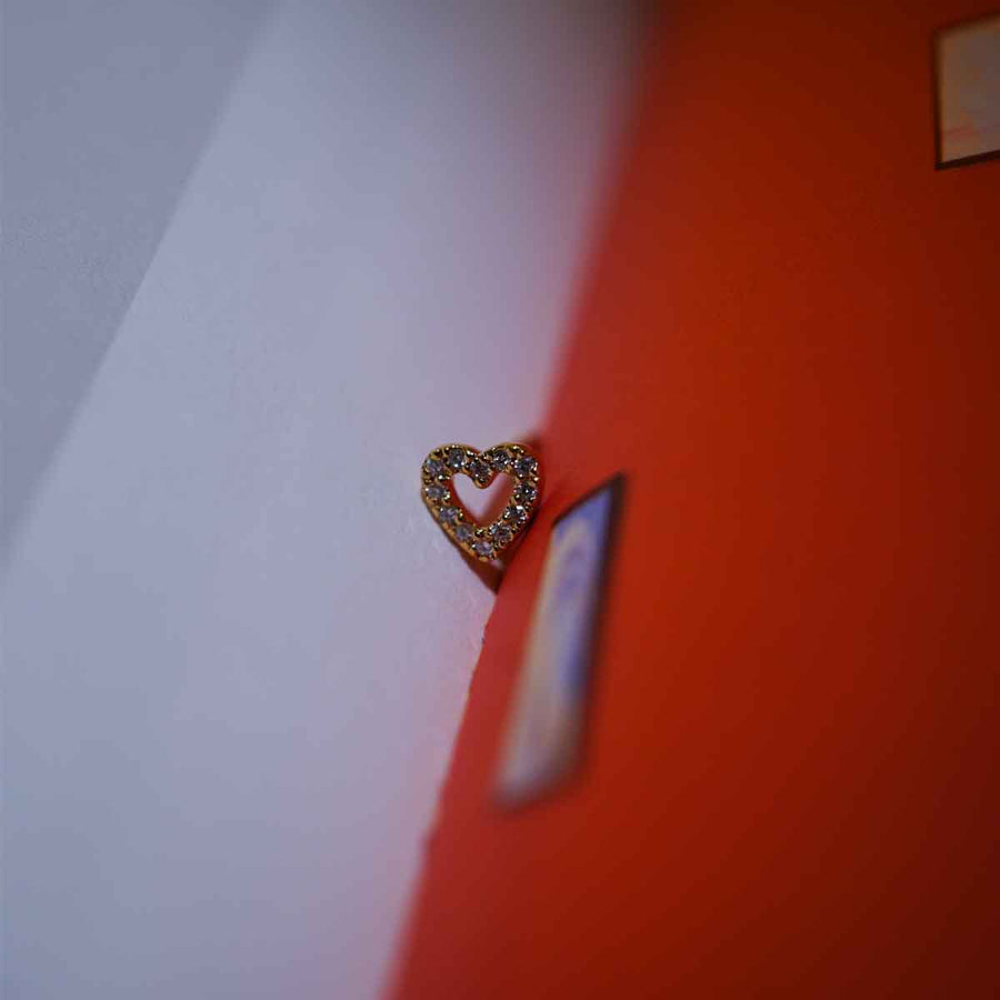 Tiny Pierce Heart – YON (ヨン）| 公式オンラインサイト