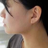 YON Tiny ピアス　片耳用 Tiny Pierce Zero – YON (ヨン）| 公式オンラインサイト
