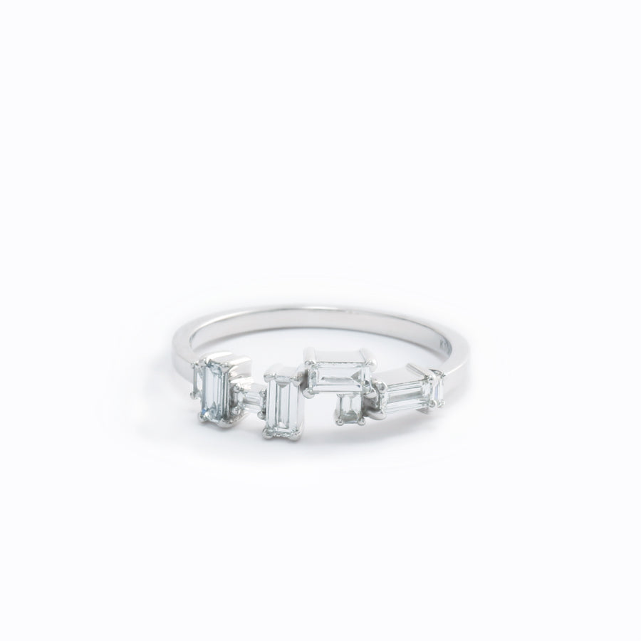 Essence Baguette Ring Y